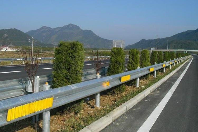 浙江公路波形护栏-河南庞景实业有限公司