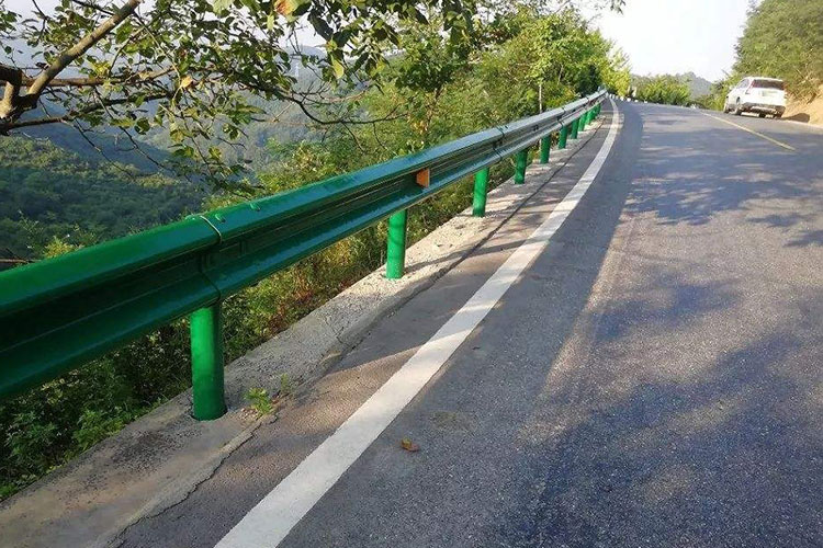 双波波形护栏板-河南庞景实业有限公司