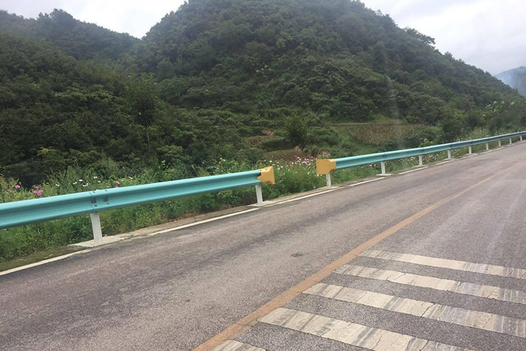贵州公路波形护栏-河南庞景实业有限公司