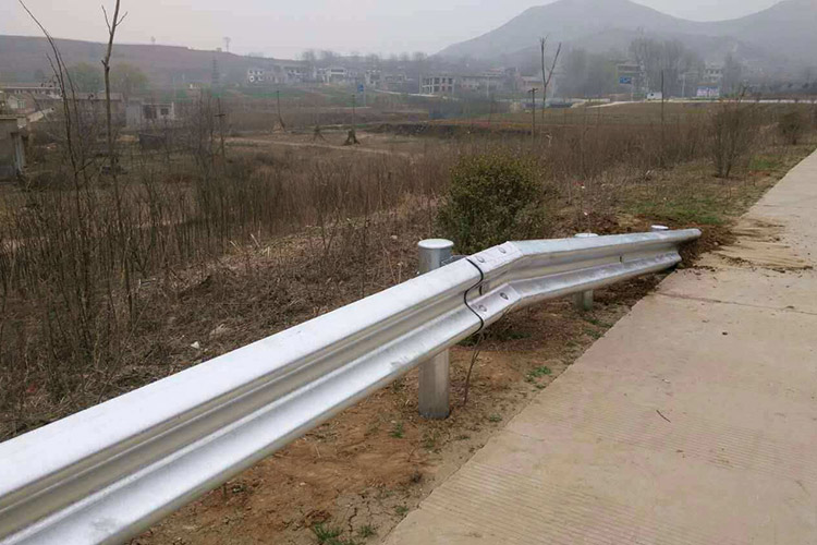 新疆波形护栏-河南庞景实业有限公司