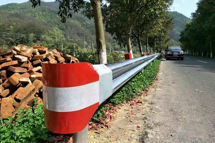 合肥波形护栏-河南庞景实业有限公司