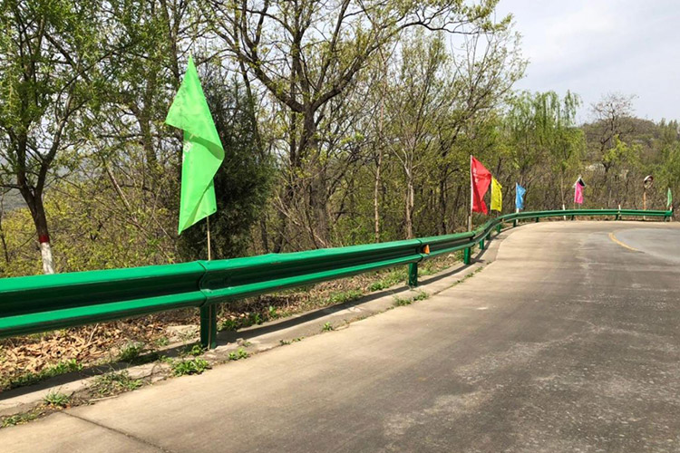 广西公路波形护栏-河南庞景实业有限公司