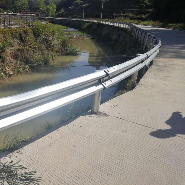 广西公路波形护栏-河南庞景实业有限公司