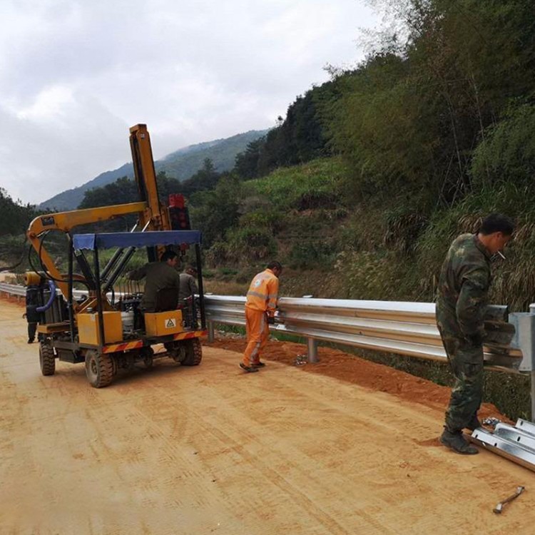 甘肃公路波形护栏-河南庞景实业有限公司