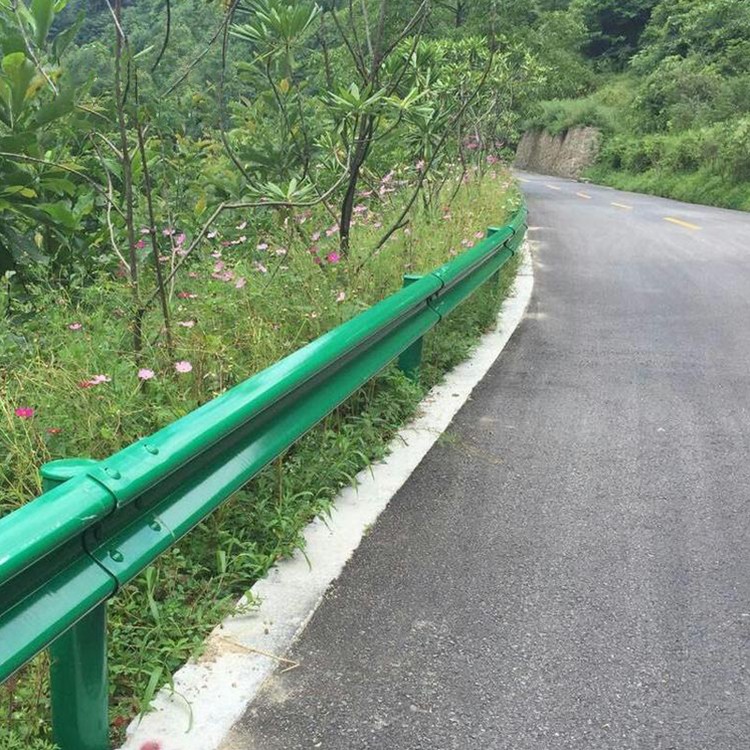 黑龙江波形公路护栏网几多钱一米-河南庞景实业有限公司