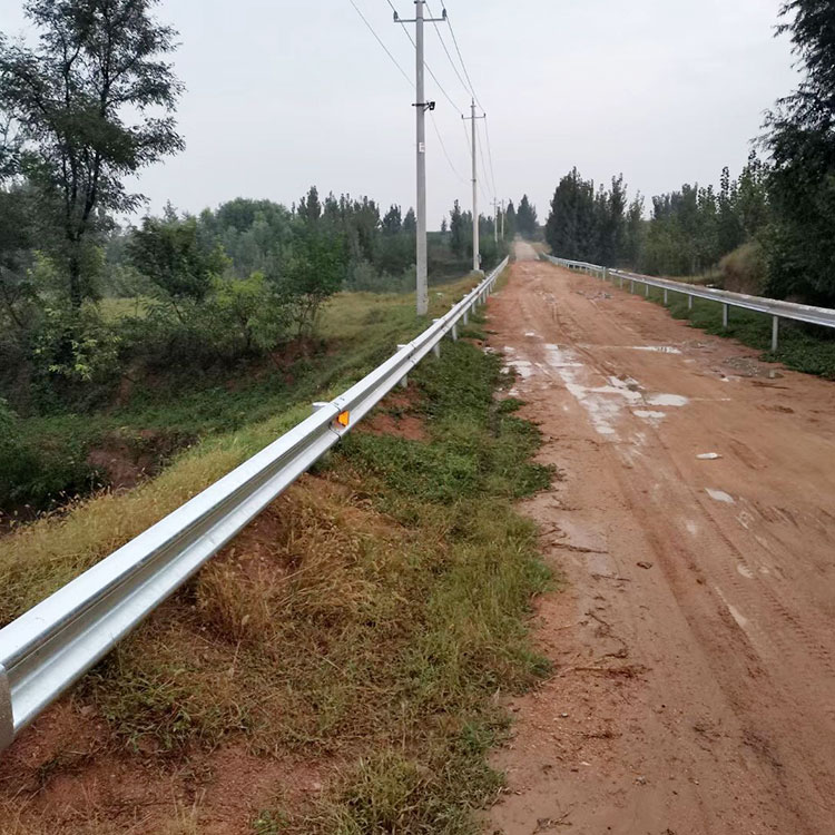 贵州高速公路波形护栏施工预算-河南庞景实业有限公司