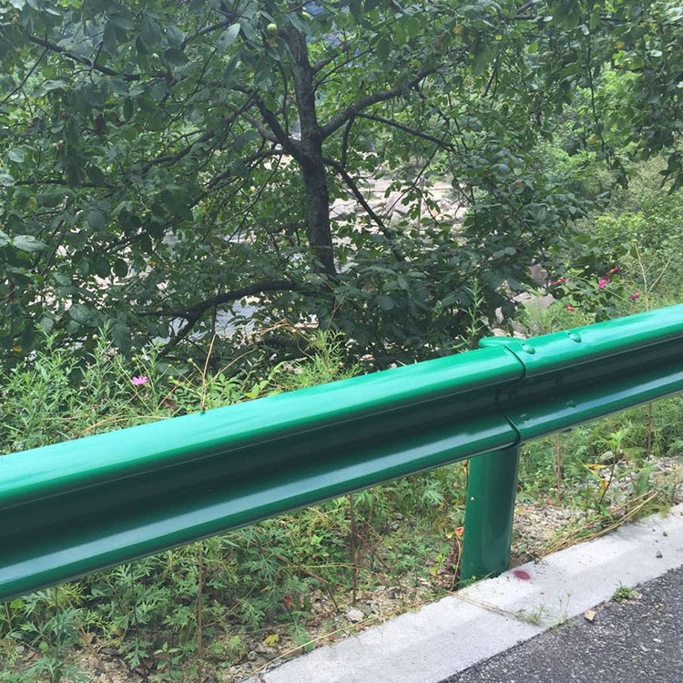 贵州蹊径波形护栏那里有卖-河南庞景实业有限公司