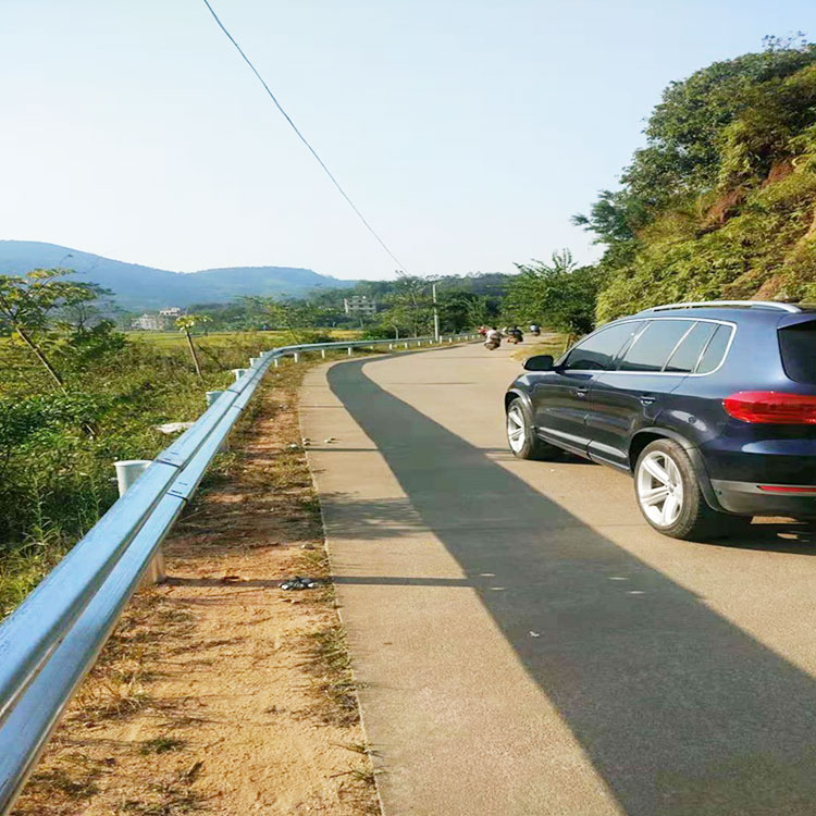 贵州高速公路波形护栏装置施工-河南庞景实业有限公司