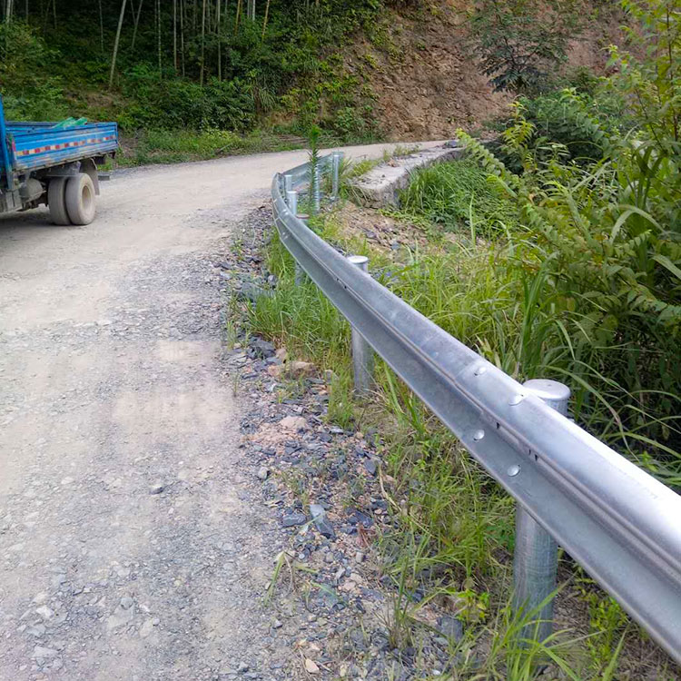 永济波形防撞护栏板-河南庞景实业有限公司