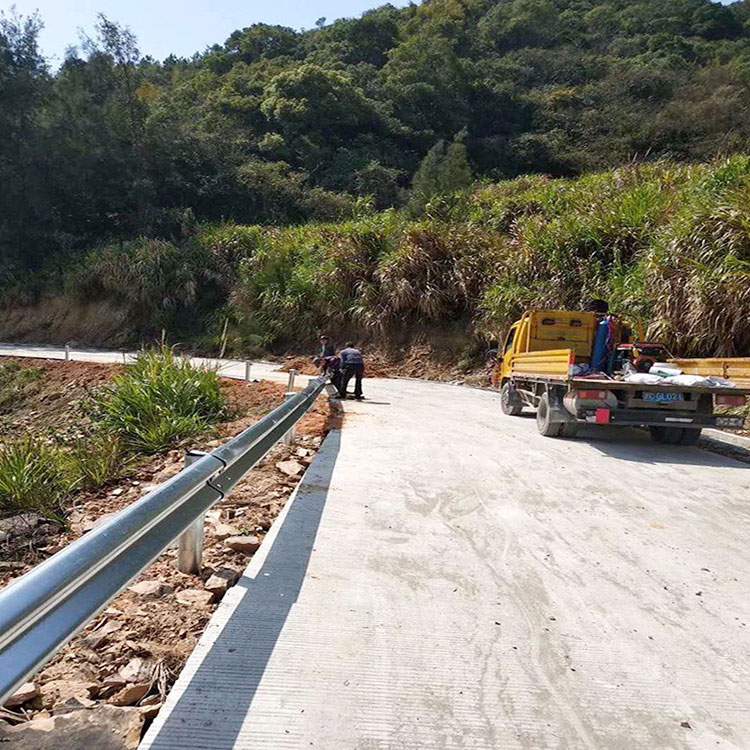 富民波形护栏-河南庞景实业有限公司