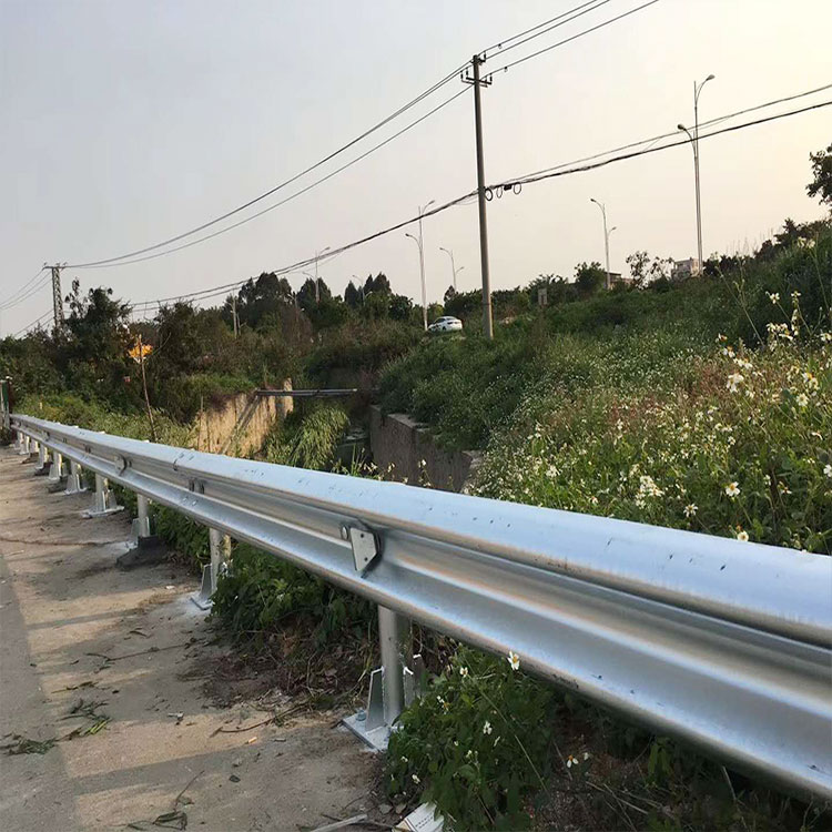 北屯高速公路波形护栏-河南庞景实业有限公司