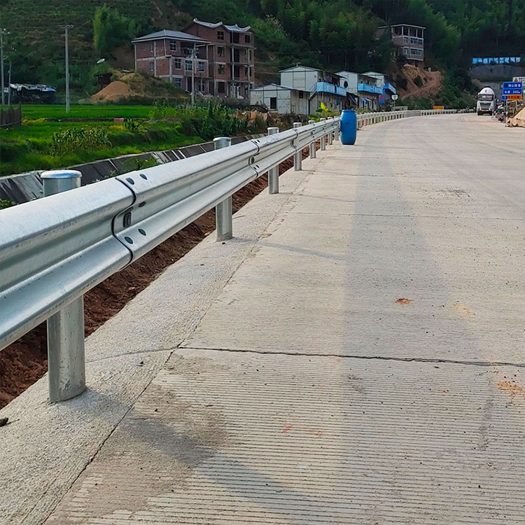 雅安高速公路波形防撞护栏板-河南庞景实业有限公司