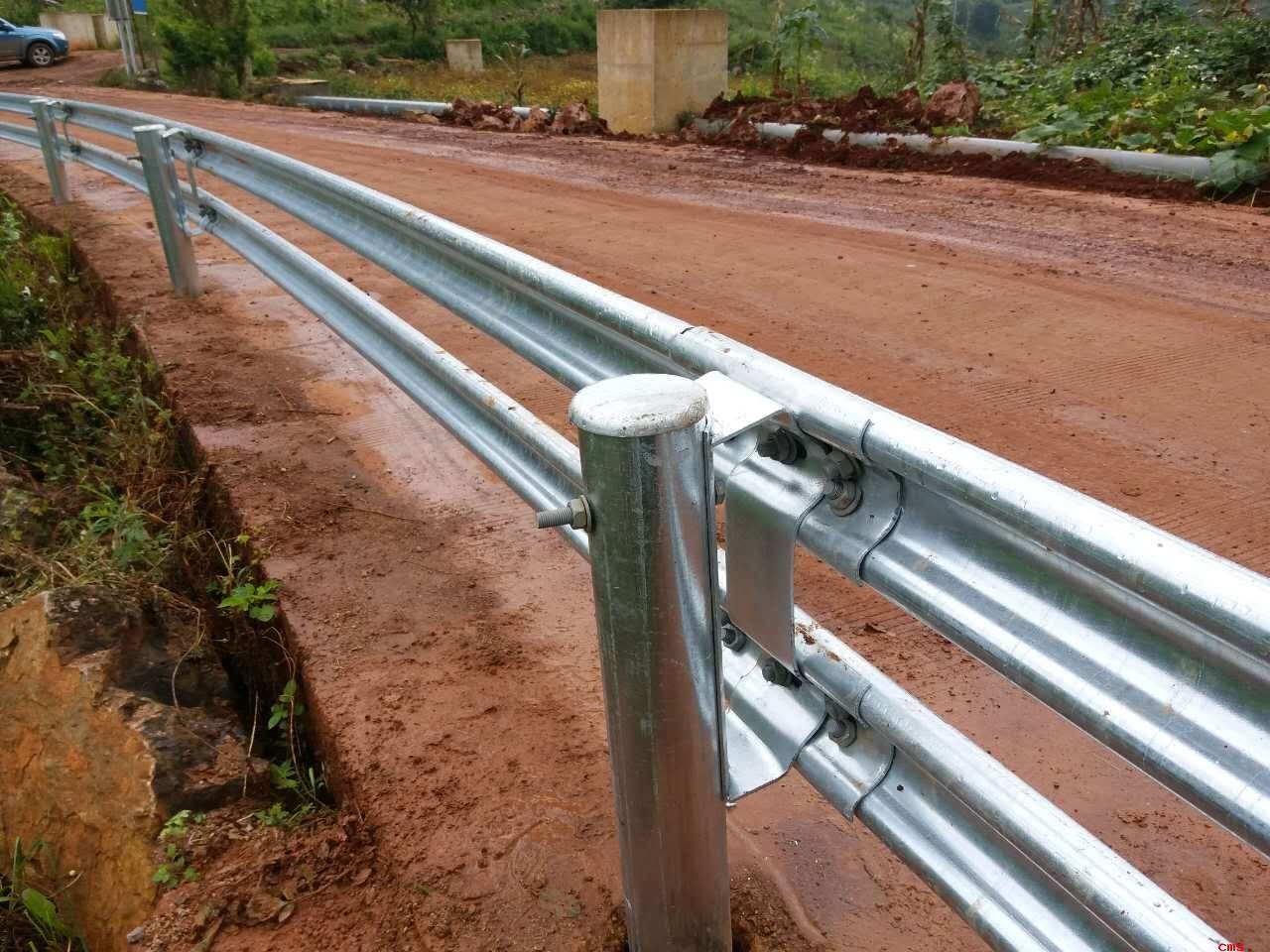 硬化路波形护栏-河南庞景实业有限公司