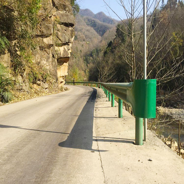 高速护栏双波波形护栏-河南庞景实业有限公司