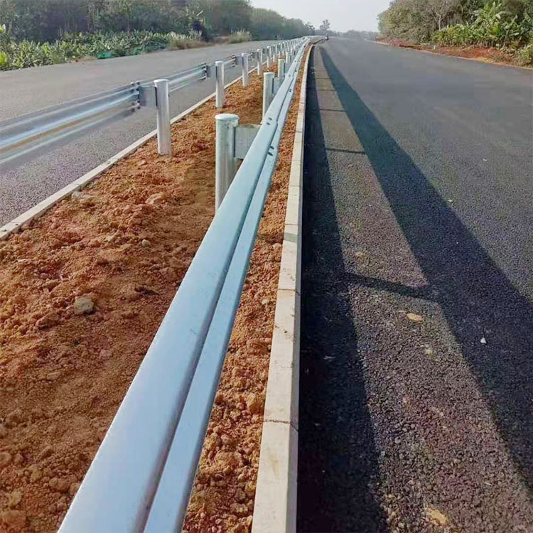 高速公路护栏防撞品级-河南庞景实业有限公司