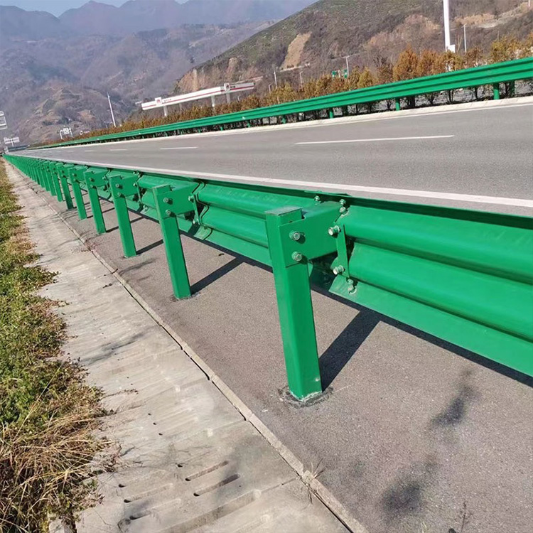 三波波形护栏几多钱一米-河南庞景实业有限公司
